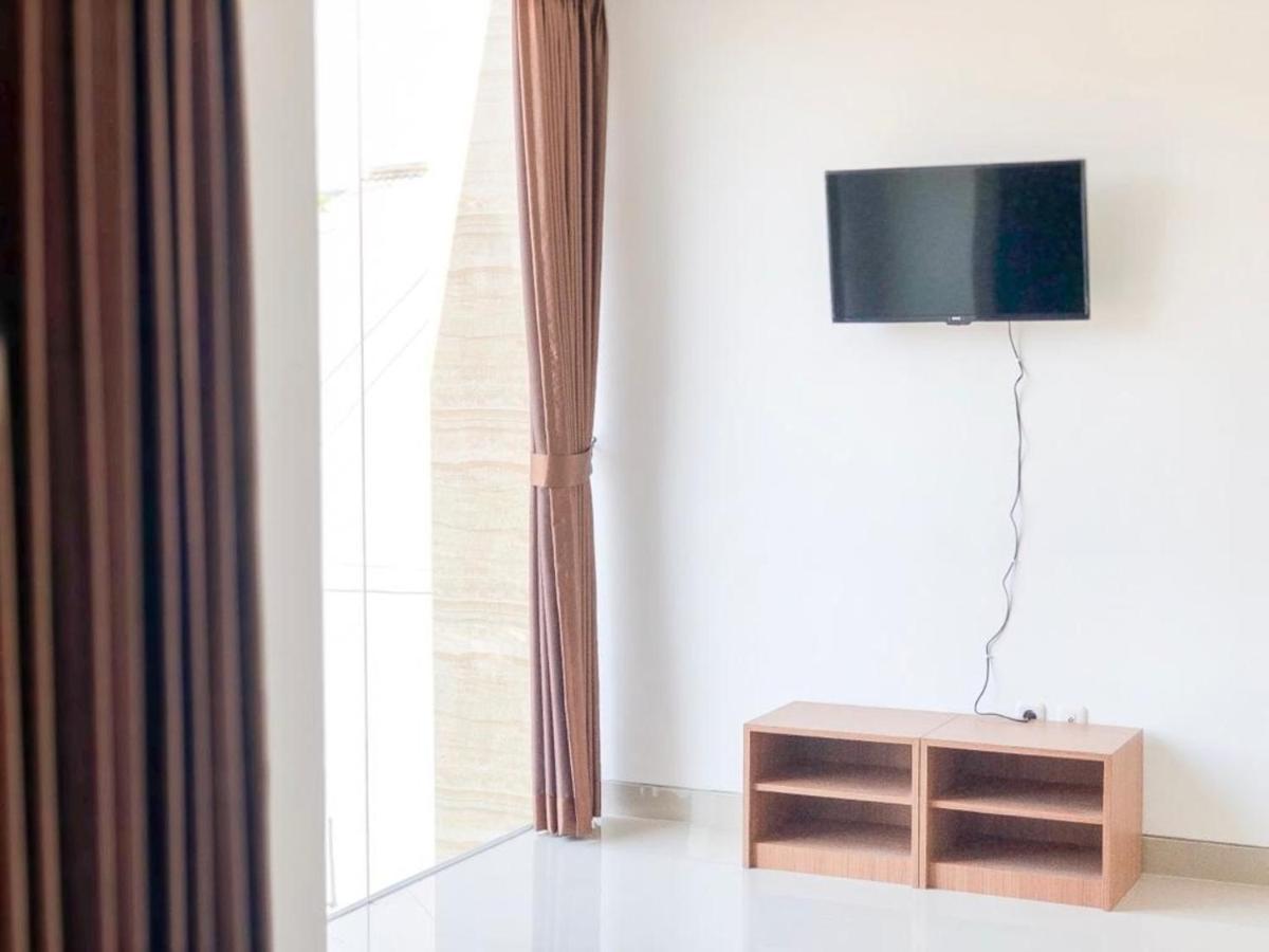 เรดดอร์ซ ชาเรียะฮ์ เนียร์ ลาปางัน ปัญจศิลา ซิมปังลิมา Hostel เซอมารัง ภายนอก รูปภาพ